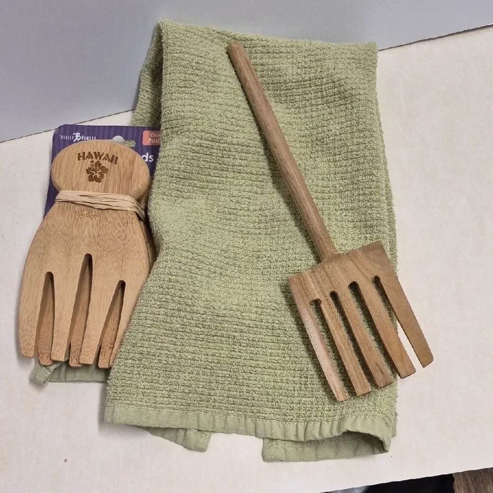 4 Pc Natural Bamboo & Wood Kitchen Set - 2 Salad Hands, Fork & Dish towel NWT
